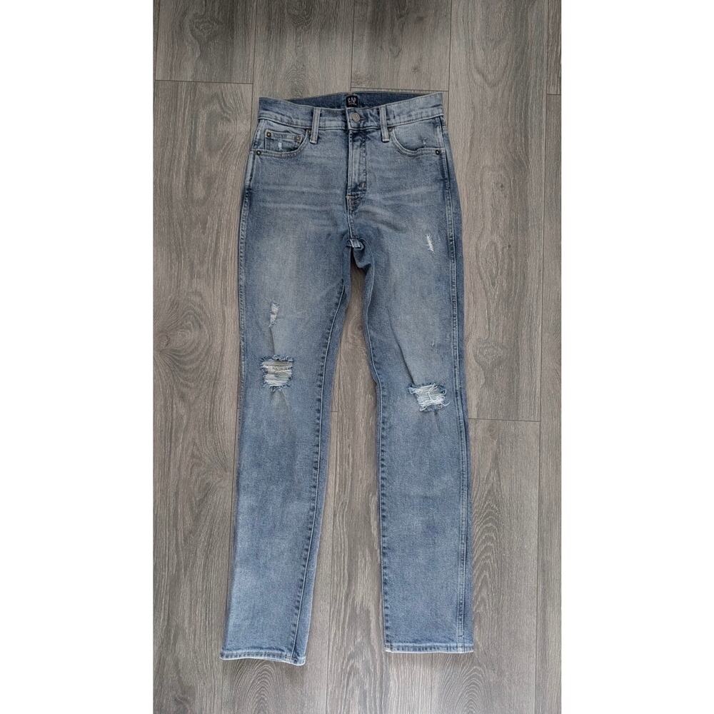 Gap Women’s Straight leg Distressed Jeans Size 4 Regular